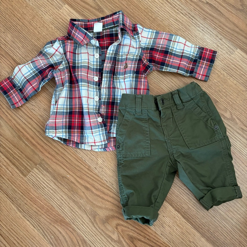 Baby Gap dress shirt pants outfit set plaid red blue green cargo boy 3-6 month
